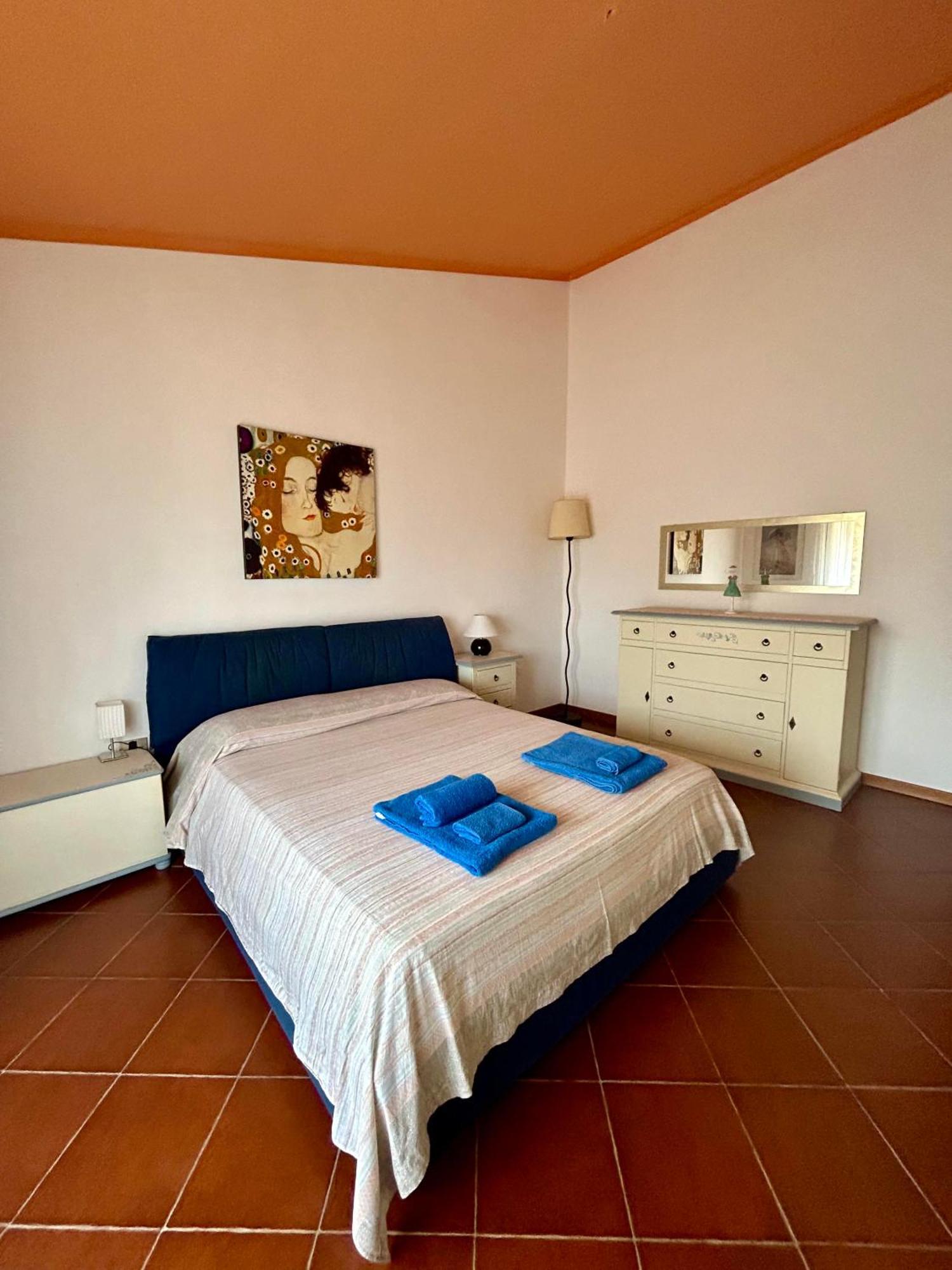 Amazing House 10 Min By Car From The Beach Olbia Zewnętrze zdjęcie